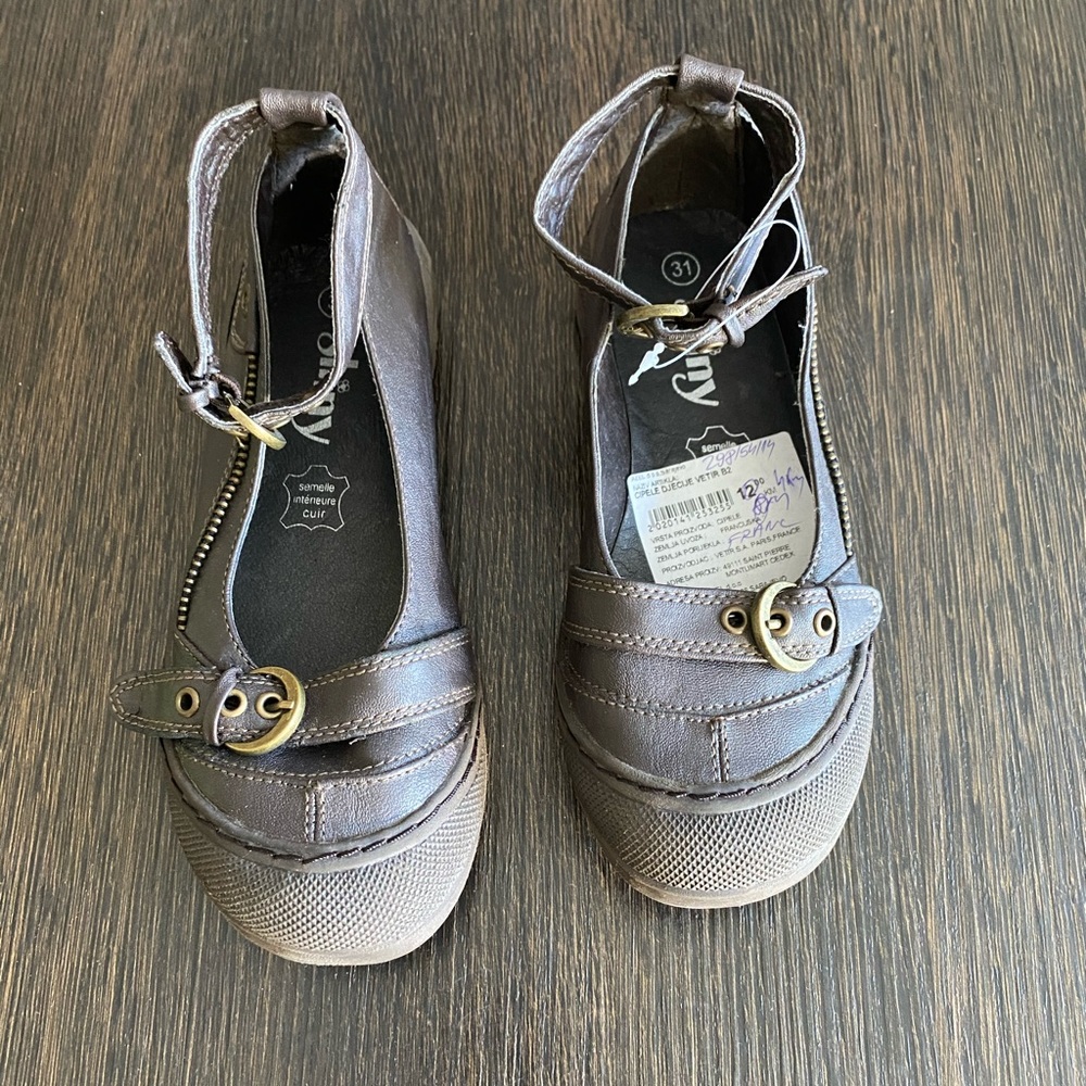 New girls shoes